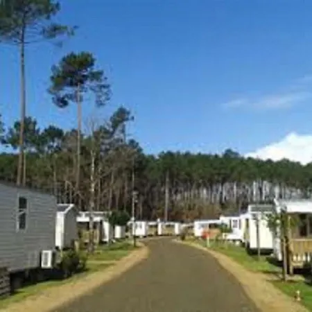 Campsite Mobilhome Julien En Born *