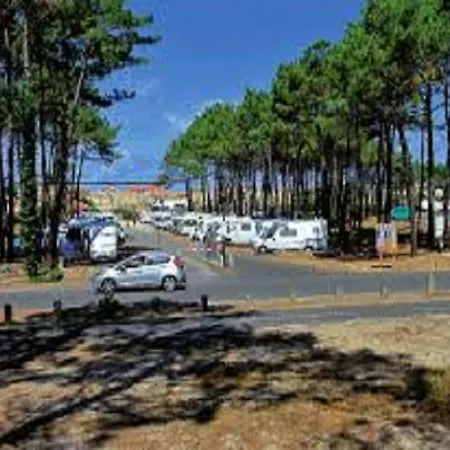 Campsite Mobilhome Julien En Born *