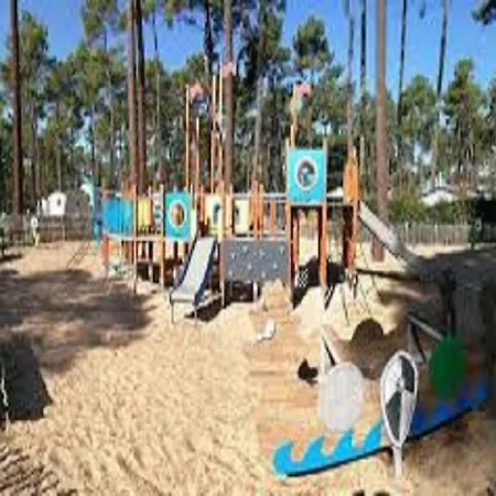 Mobilhome Julien En Born Campsite *